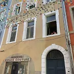 Spacious In The Heart Of Apartment *