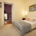 Spacious In The Heart Of Apartment *