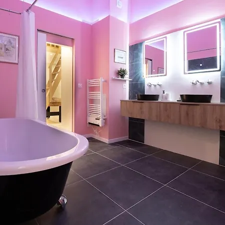 Apartment Spacious In The Heart Of Carcassonne