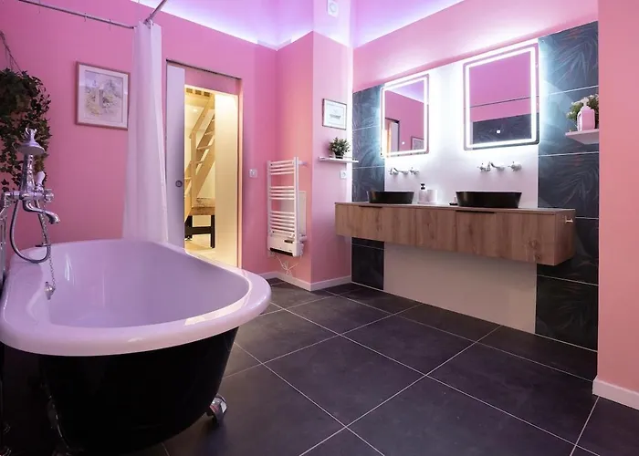 Apartamento Spacious In The Heart Of Carcassonne